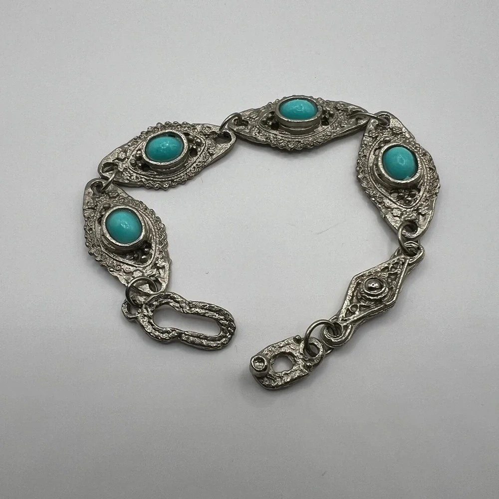 Vintage Bracelet Faux‎ Turquoise Silver Tone Stations Links